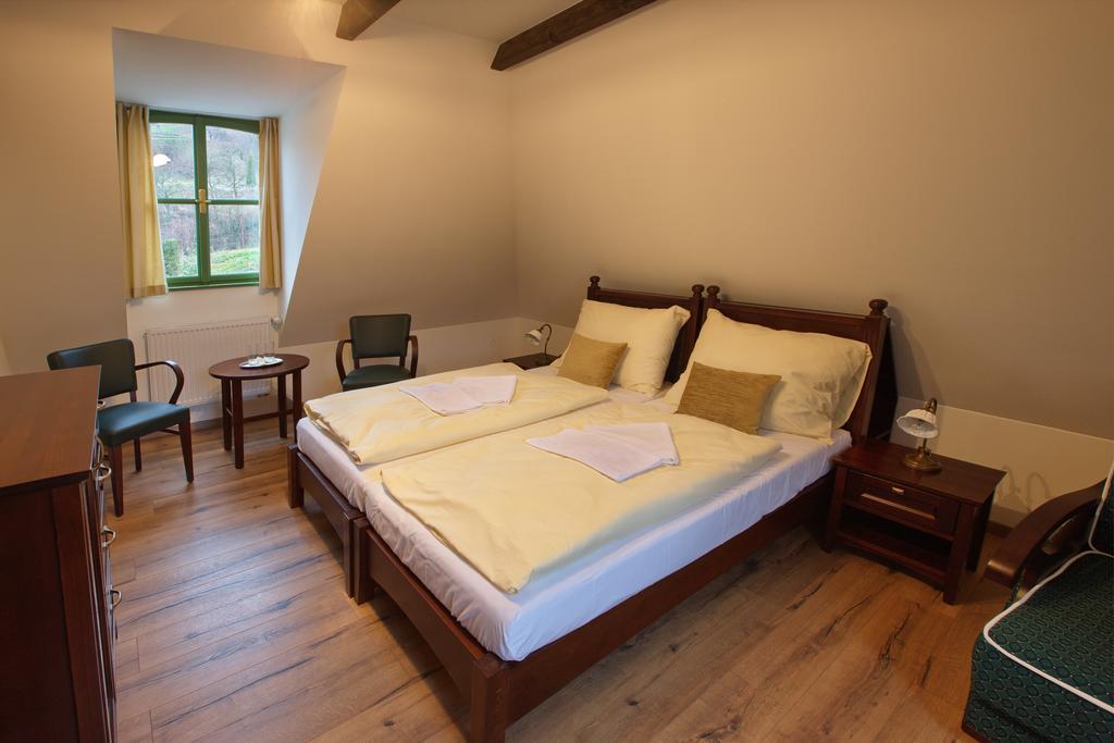 Vila Magnolia Banská Štiavnica Δωμάτιο φωτογραφία